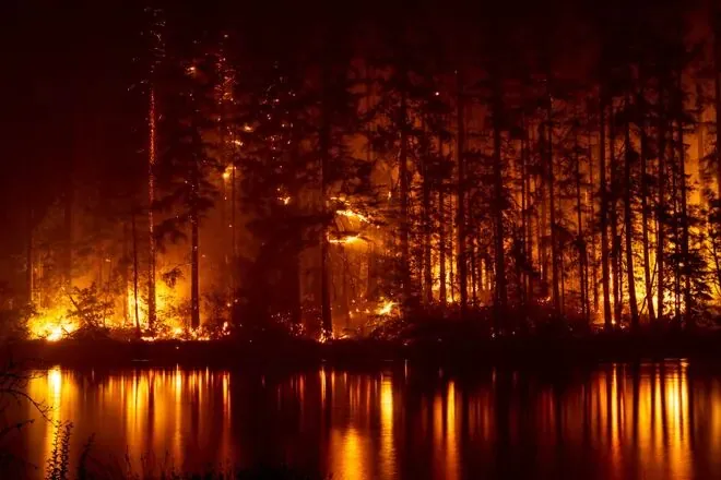 Holiday Farm Fire burning along the McKenzie River corridor in Oregon